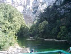 Fontaine-de-Vaucluse: woher stammt das Wasser ? Der Rtsel bleibt offen...