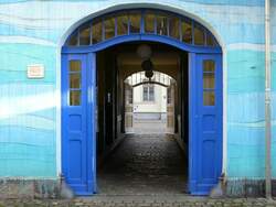 Hofausfahrt in der Kunsthofpassage.Dresden uere Neustadt.