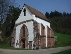 gotische Marienkapelle, gestiftet 1310 vom Ritter Bruno von Hornberg,  als einzig erhalten gebliebener Teil des Klosters Tennenbach,   unweit von Emmendingen,  April 2010