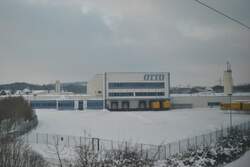 Ottoversandhaus irgendwo zwischen Minden und Osnabrck, fotografiert von Zug aus am 25.12.2010.