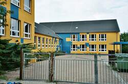 Bitterfeld, Ortsteil Wolfen, Grundschule Erich-Weinert, Goethestrae, 12.09.2006     