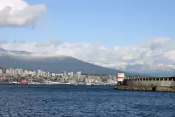 Nord Vancouver Mitte M�rz 2012 gesehen vom Stanley Park.