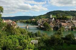 Laufenburg AG - Ein schner Blick von deutscher Seite auf die Altstadt und die Rheinbrcke.