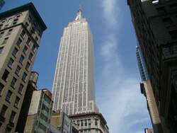 Hoher Blick zum EmpireStateBuilding.