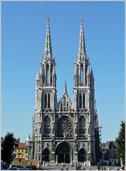 Die neugotische Sint Petrus en Paulus Kathedrale von Oostende wurde zwischen 1899 und 1905 erbaut.