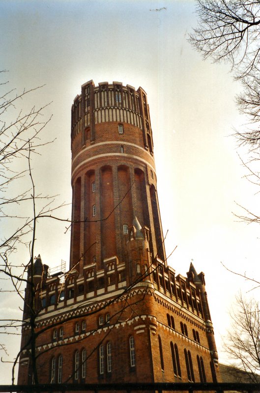 Wasserturm Lneburg im Frhjahr 2003, Analogfoto digitalisiert