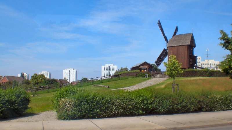 Windmhle in Berlin-Marzahn, Sommer 2009