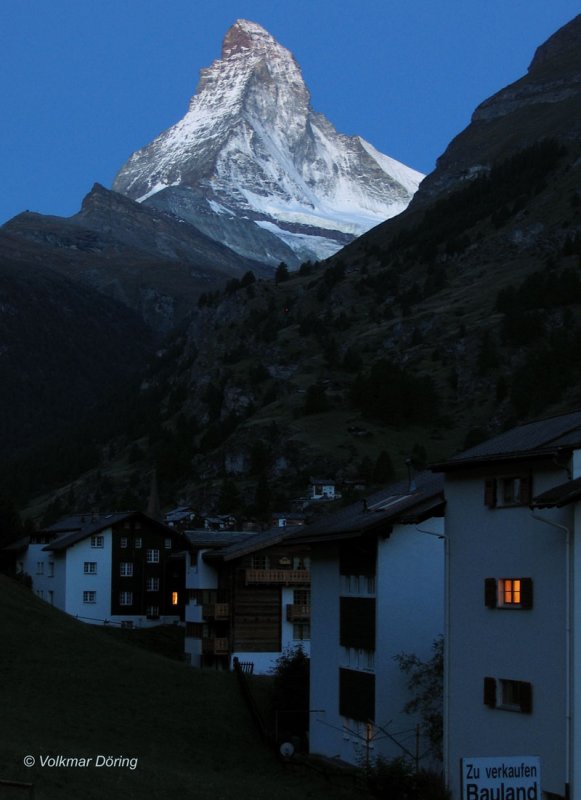 Zermatt mit Matterhorn am 17.08.2005 frh 6:05 Uhr
